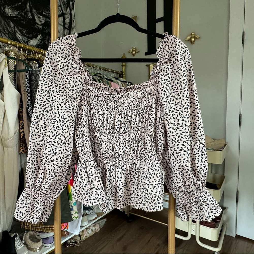 Who What Wear | Leaf Floral Balloon Sleeve Ruffle Blouse Smocked Top